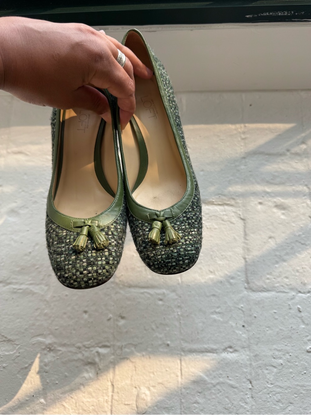 Green Tweed Mid-Heel Pumps with Tassel Accent - Picture 4 of 7